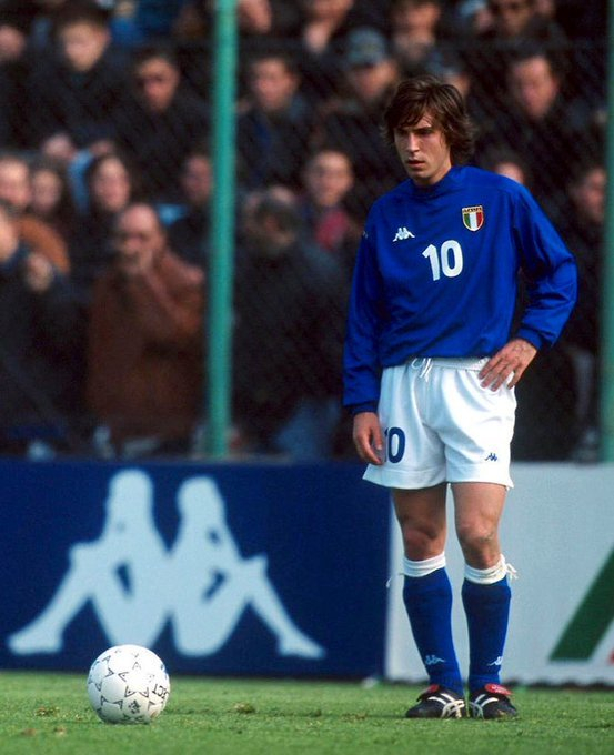 开云体育入口-老照片回顾意大利球星皮尔洛|世界杯_新浪体育_新浪新闻